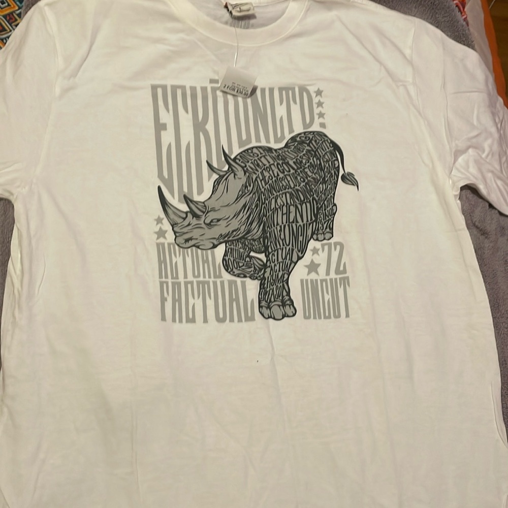 Large Ecko T-shirt NWT
